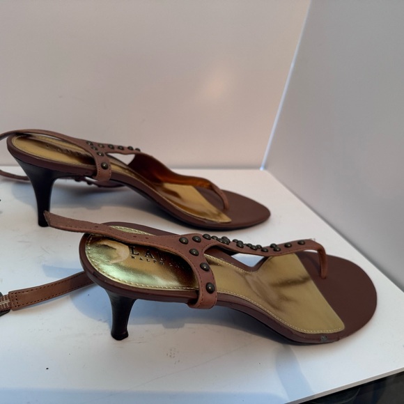 Beautiful tan leather Ralph Lauren, size 10, 3 inch  heel  sandal. - Picture 6 of 8